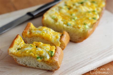 Garlic Cheese Bread | Recipes Recipe