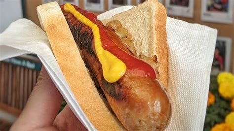 Bunnings Sausage Sizzle Makes A Return To The Act And Nsw Gold Coast