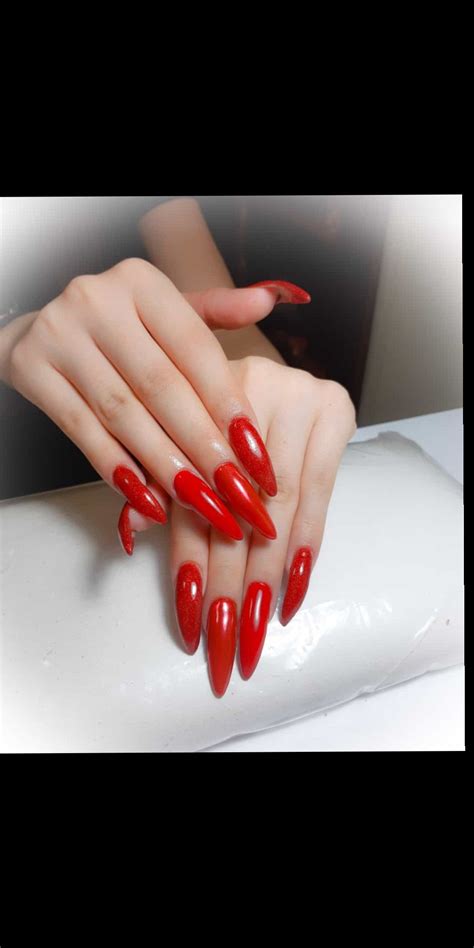 Red Nails Long Red Nails Long Fingernails Stiletto Nails Curved
