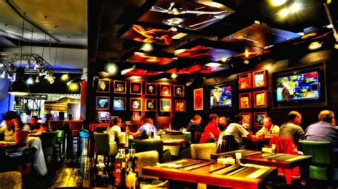 Delivery and pickup available from participating black rock bar & grill locations in the united states and canada. Happy Rock Bar & Grill in Barcelona - Restaurant Reviews ...