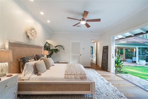 Beautiful and relaxing master bedroom in Honolulu. | Relaxing master bedroom, Hawaii homes, Home