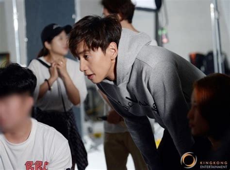 lee kwang soo is a natural fashion model in these latest behind the scenes stills koreaboo