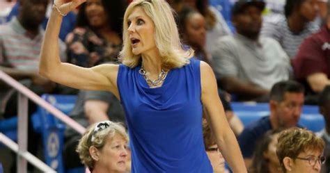 Dallas Mavericks Hire Nba S First Pregnant Coach And This Is No Pr Stunt How Jenny Boucek