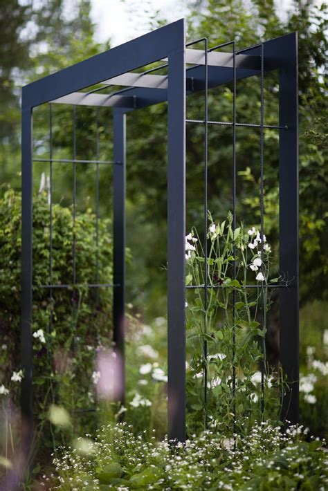What are a few brands that you carry in metal trellises? Garden Trellis Designs Metal - WoodWorking Projects & Plans