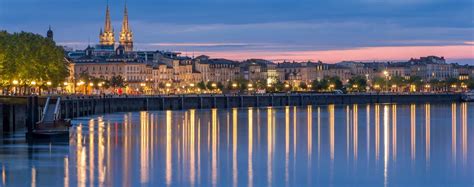 Bordeaux is a port city on the garonne river in the gironde department in southwestern france. Bordeaux Wine Tours & Wine Tasting Holidays in Bordeaux ...
