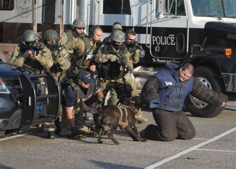 Dothan Police Show What K 9s And Swat Teams Do Local