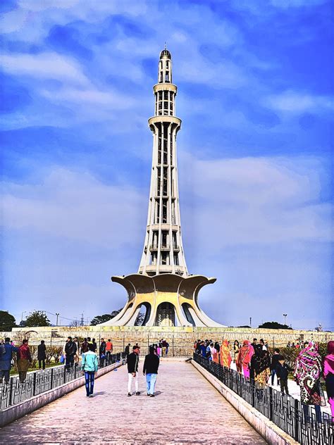 Minar E Pakistan Every Nation Has A Historical Monument By