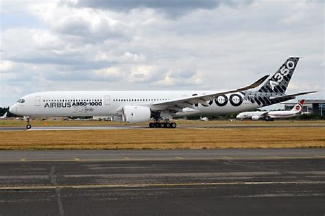 Airbus To Submit Non Ulr A350 1000 As Project Sunrise Contender