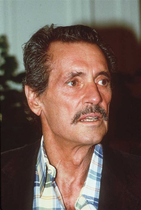 Comment Rock Hudson est-il mort? `` Hollywood '' de Netflix change sa