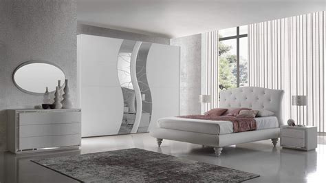 Fendi casa furniture collection is developed, produced and distributed by luxury living group. Promozioni Camere Da Letto