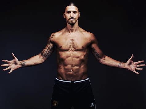 Ma puoi usare @mindthegum per mantenere alta l'energia mentale quando vuoi raggiungere un obiettivo. Zlatan Ibrahimovic, from the streets to a football legend ...