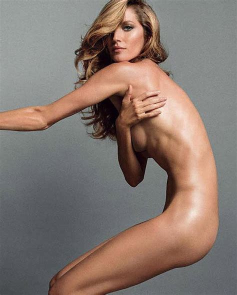 Gisele Bundchen Posing Naked But Covered Kcleb