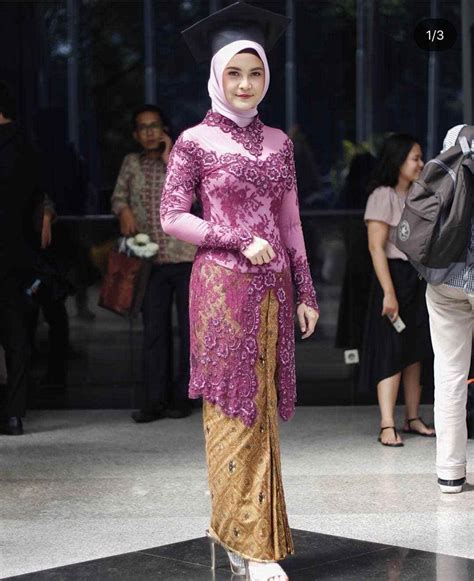 6.2 model kebaya muslim hayya abaya. √ 50+ Model Kebaya Kutu Baru Modern Brokat Terbaru 2020