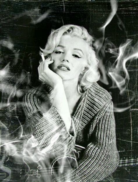 Wall Art Canvas Print And Poster Of Marilyn Monroe Smoke