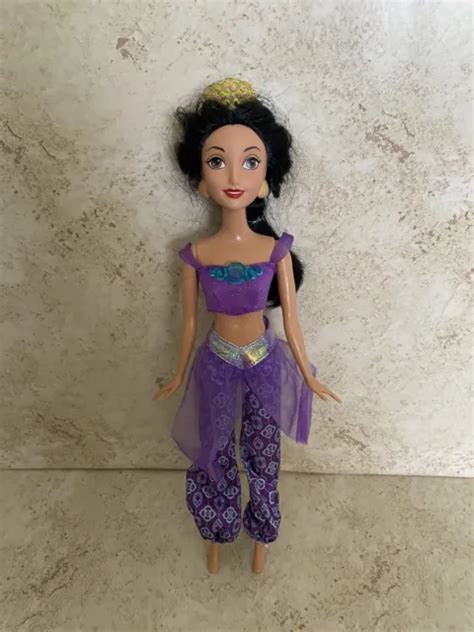 Disney Store Aladdin Princess Jasmine Fashion Doll Articulated Nude