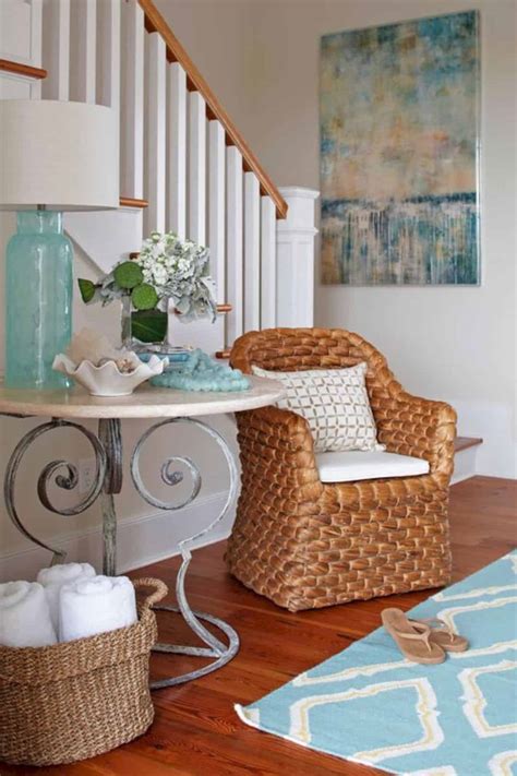 Coastal decor nautical decor, coastal decor and tropical decor themes in accessories, ornaments, wall decor, and other home decor items. 17 Beach Themed Decorating Ideas | Futurist Architecture