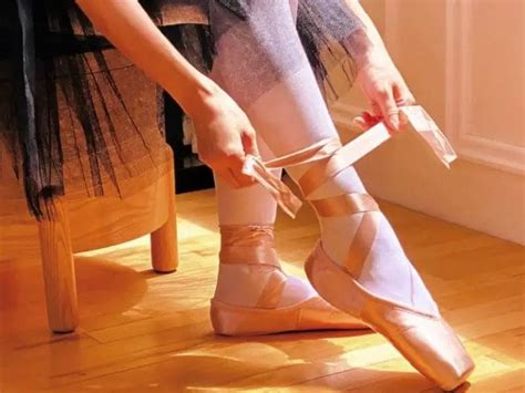 why do ballet dancers wear pink tights quick facts dance gaily
