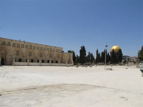 Mount Moriah Jerusalem 101