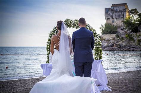 Guida alle nozze sulla spiaggia: Matrimonio in spiaggia: dove farlo e come organizzarlo