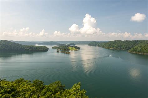 The Best Lakes In Tennessee You Need To See Placeaholic