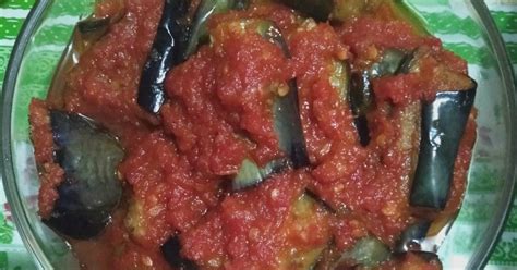 2 bh terong ungu yang muda dan kecil 1 btg serai, iris halus bagian ujung akarnya saja 5 lbr daun jeruk 1 btg daun loncang, iris halus 150 gr udang jerbung ukuran sedang, kupas bersih dan belah dua. 9.287 resep olahan terong ungu enak dan sederhana - Cookpad