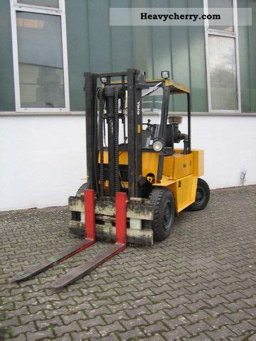 yale gdp ee front mounted forklift truck photo