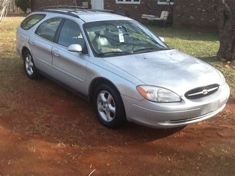 Buy Used 2001 Ford Taurus Se Wagon 4 Door 30l 75k Low Miles Cold Ac