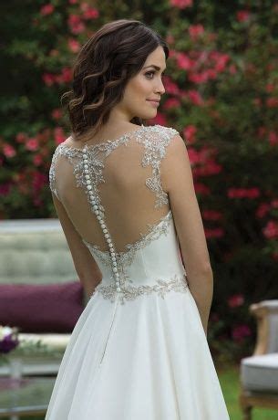 Top brautkleider designer wie pronovias und berta haben auch verwandte sammlungen. Brautkleid 3952 von Sincerity 2017 mit Tattoo Spitze ...