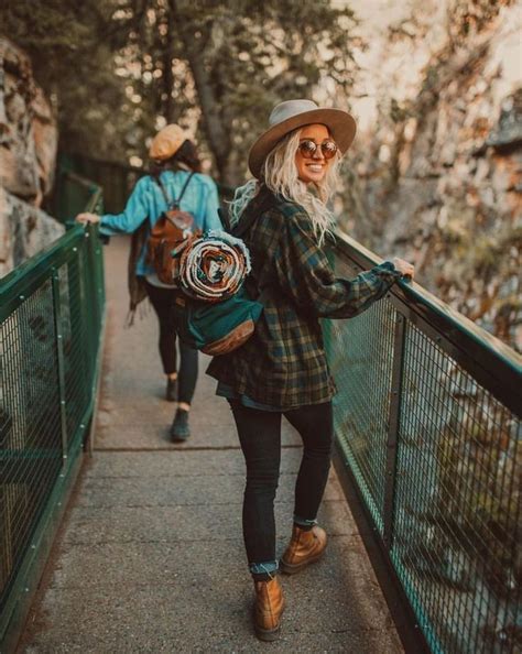 cute hiking outfits 90s grunge fashion and beauty in 2019 hiking fashion cute camping outfits