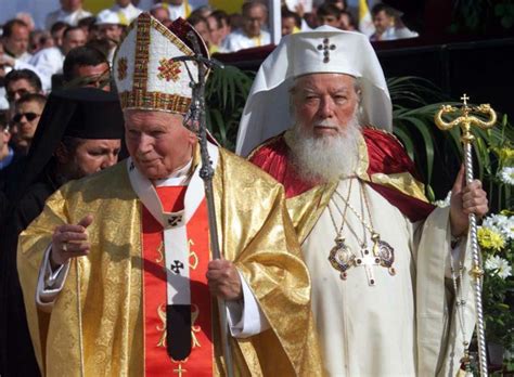 Popes Romania Visit Could Heal Catholic Orthodox Relations Expert