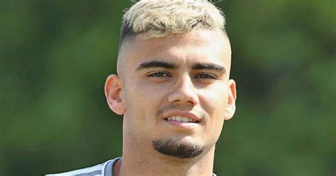 New hairstyle makes him look like a barca youth product, and is starting to play like one too. Manchester United done deal: Andreas Pereira seals season ...
