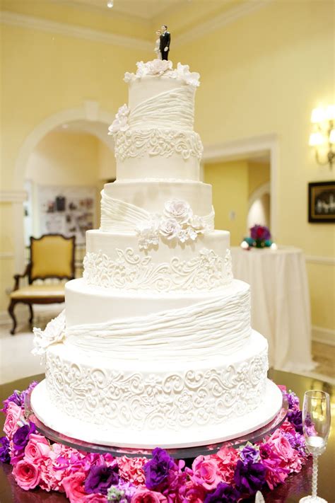 Beautiful Dress Inspired Buttercream Brides Cake By Frosted Art Bakery