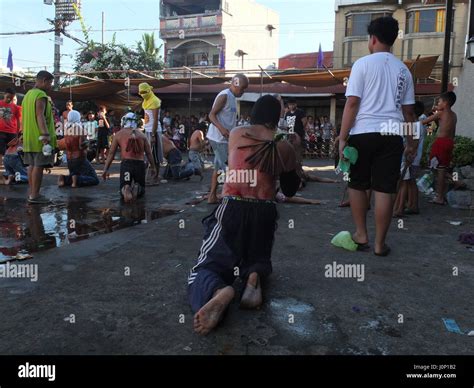 Navotas City Philippines 14th Apr 2017 The Flagellants Continue To