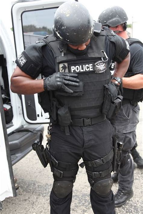 32 Law Enforcement Tactical Units Ideas Law Enforcement Special