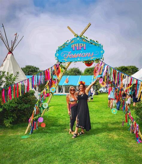 12 Festival Themed Garden Party Ideas To Free Your Spirit