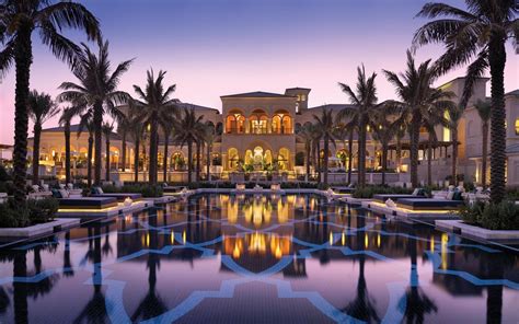Visit The Best Luxury Hotels In Dubai Uae