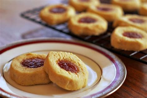 Almond Jelly Cookies Simple Recipes Diy Tutorials And Farmhouse