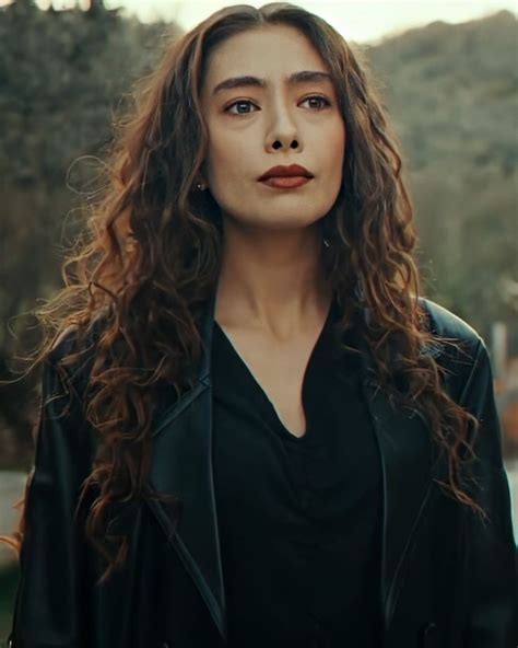 Neslihanandkadir On Twitter Actress Hairstyles Turkish Women Beautiful