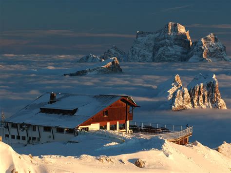 Skigebiet Lagazuoi Im Herzen Des Skikarussells Dolomiti Superski