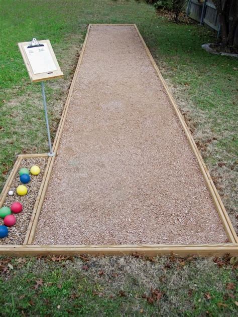 How To Play Bocce Ball Outdoor Fun Bocce Ball Court Bocce Court