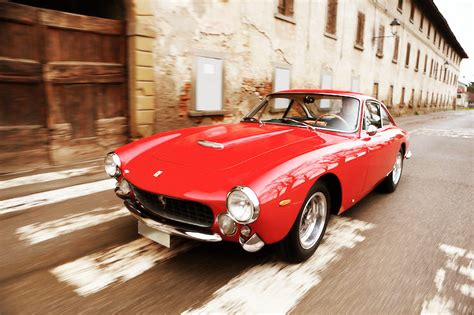 However, these prices soared to us $ 500,000 in an auction in 2010. Ferrari 250 GT Lusso Berlinetta by Scaglietti