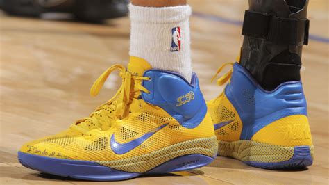Rare Game Worn Stephen Curry Nikes To Be Made Available For Ipo Boardroom