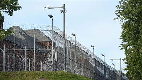 Inmate attacks officer at Fishkill Correctional Facility: union