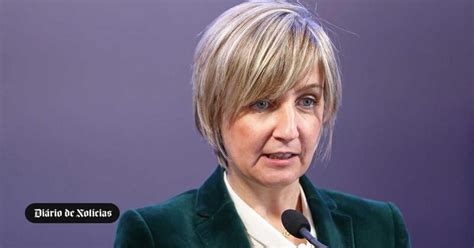 Marta temido (nata nel 1974) è una politica portoghese che presta servizio come ministro della salute nel governo del primo ministro antónio. Marta Temido admite fechar todas as escolas de imediato