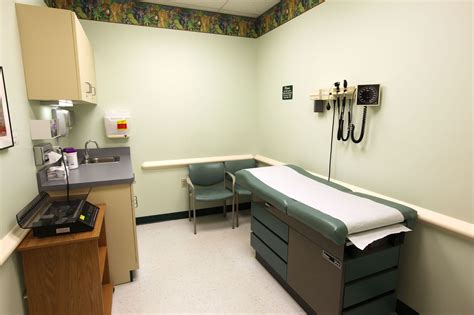 room medical examination doctor office