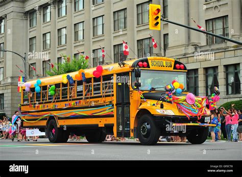 Decorated Bus Hi Res Stock Photography And Images Alamy