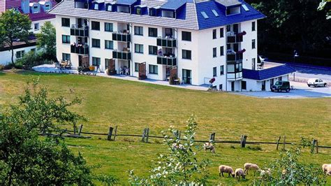 For details on pet restrictions, contact the property at the number on the booking confirmation. Haus am Kurpark (Bad Driburg) • HolidayCheck (Nordrhein ...