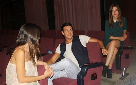 La pareja de actores, que ha sido reclamada para muchas campañas a raíz de su participación en la segunda parte de '3msc', 'tengo ganas de ti'. Mario Casas: Mario Casas, María Valverde y Clara Lago