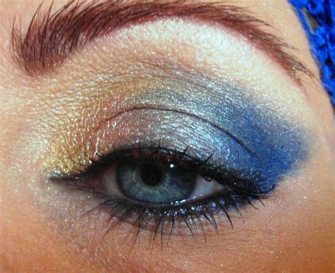 The Juicy Beauty Word Fall 2011 Makeup Trend Eye Shadow