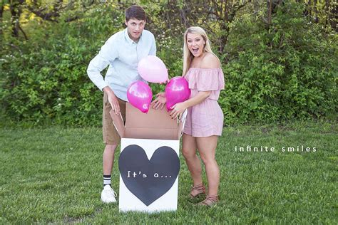 Gender Reveal Photo Shoot For Puppy